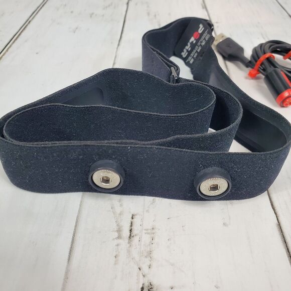Polar Loop Activity Tracker and Chest Heart Rate Monitor w Strap & Charger GUC - Picture 5 of 8